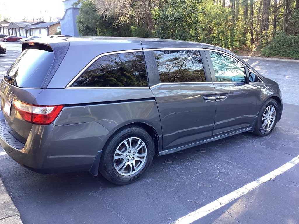 2012 Honda Odyssey Image 4