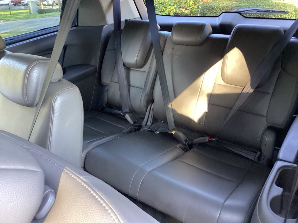 2012 Honda Odyssey Image 8