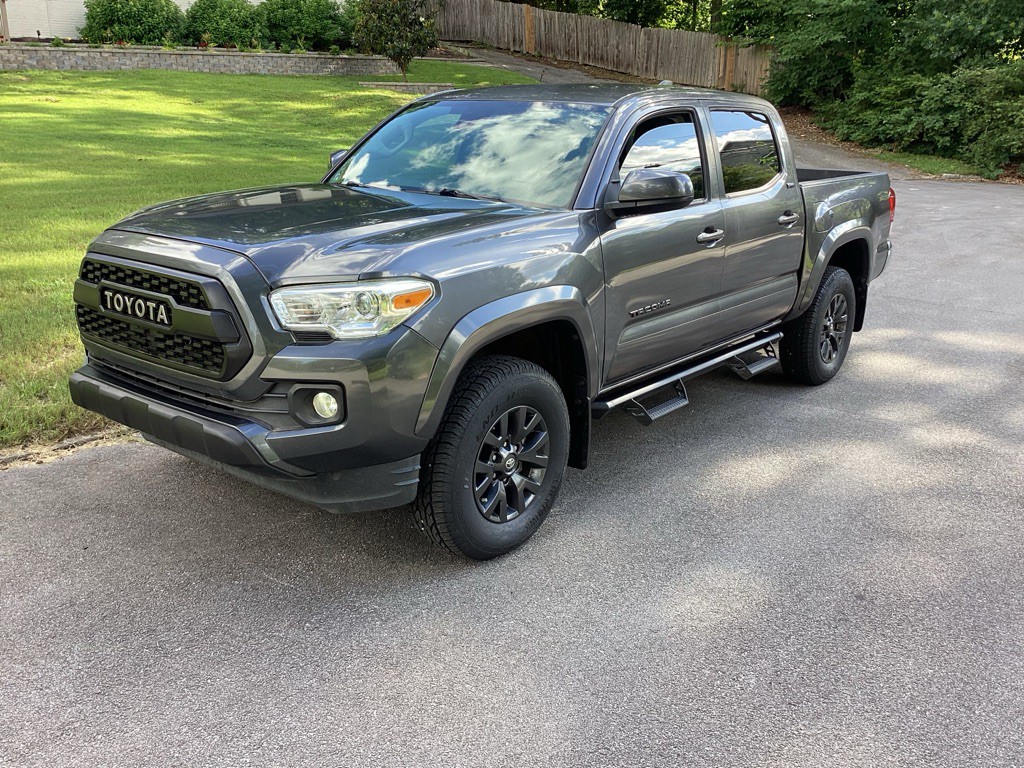 2021 Toyota Tacoma Image 1