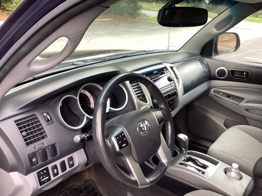 2012 Toyota Tacoma Image 11