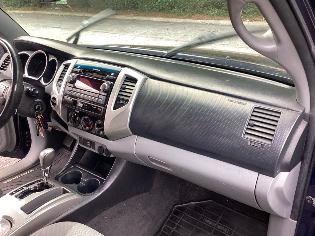 2012 Toyota Tacoma Image 15