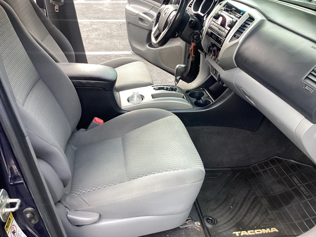 2012 Toyota Tacoma Image 16