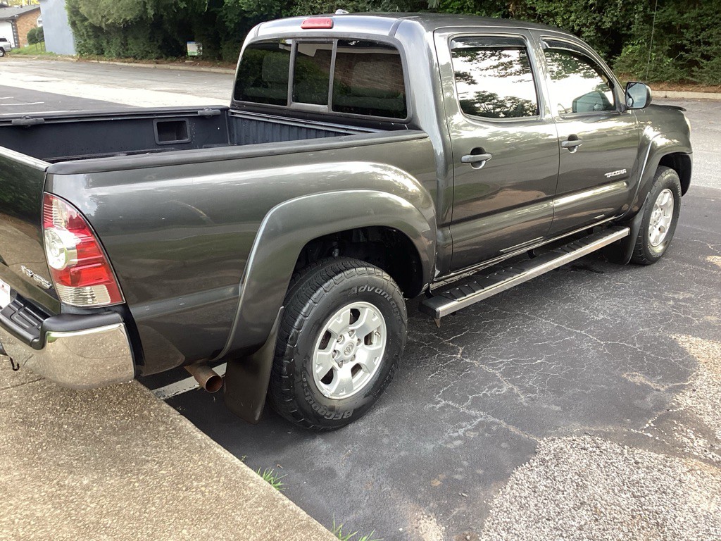 2010 Toyota Tacoma Image 3