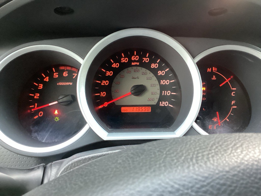 2010 Toyota Tacoma Image 11