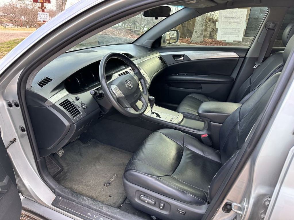 2006 Toyota Avalon Image 8