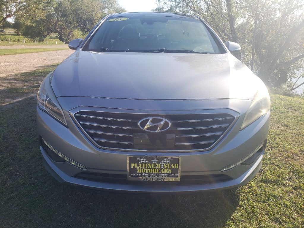 2015 Hyundai Sonata Image 3