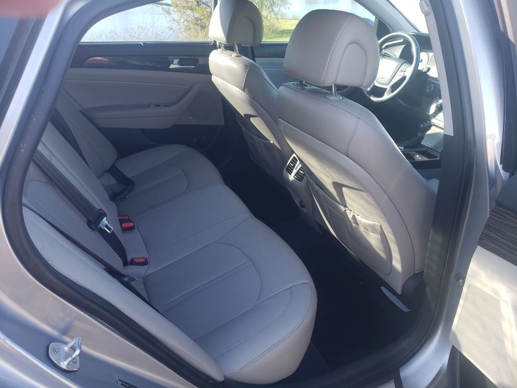 2015 Hyundai Sonata Image 9