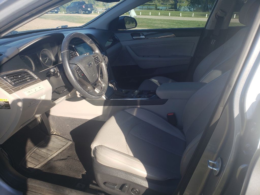 2015 Hyundai Sonata Image 10