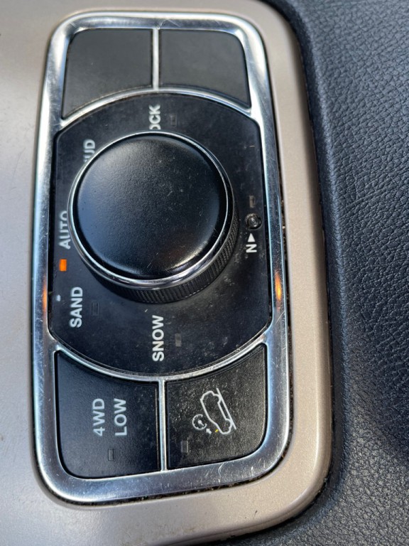 2014 Jeep Grand Cherokee Image 11