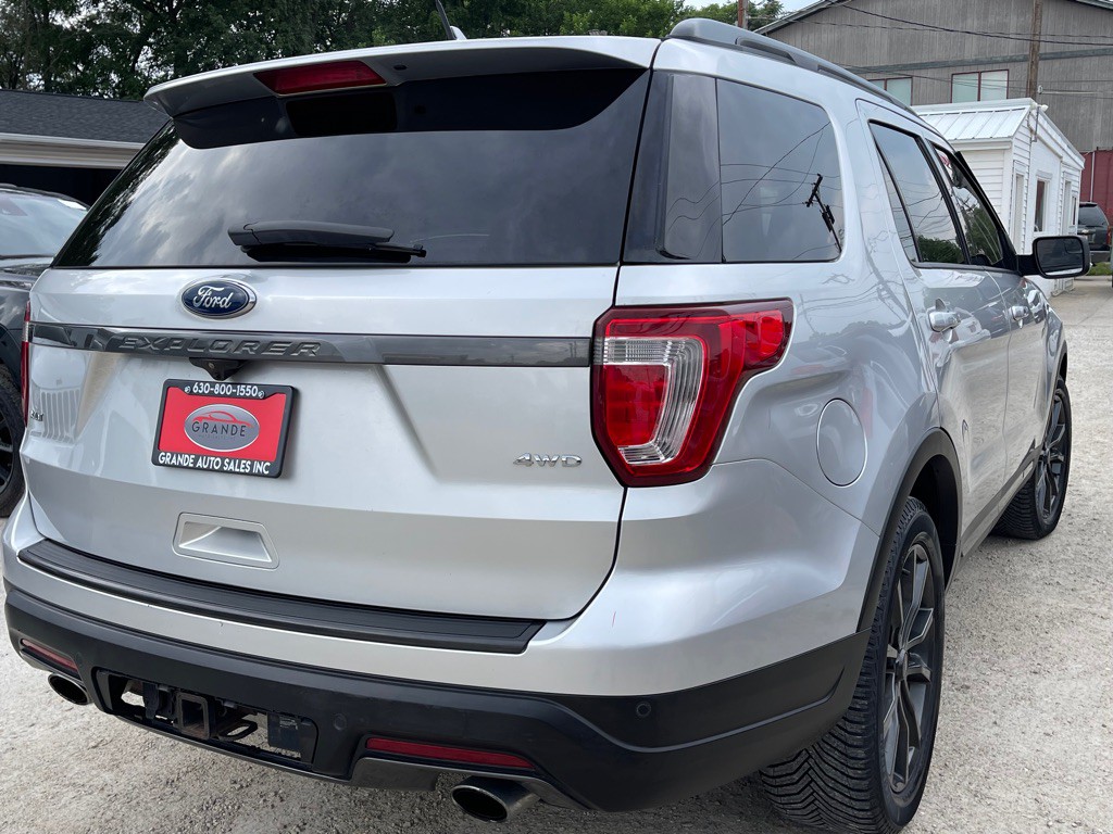 2018 Ford Explorer Image 4