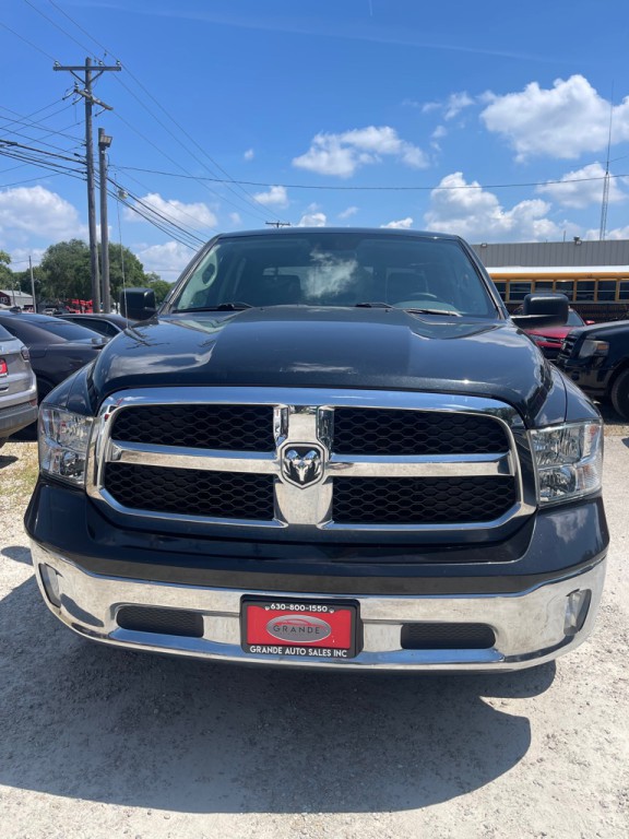 2019 RAM 1500 Image 2
