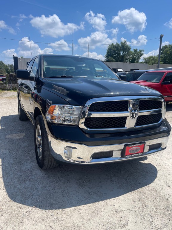 2019 RAM 1500 Image 3