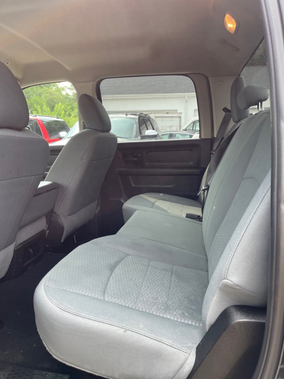 2019 RAM 1500 Image 9