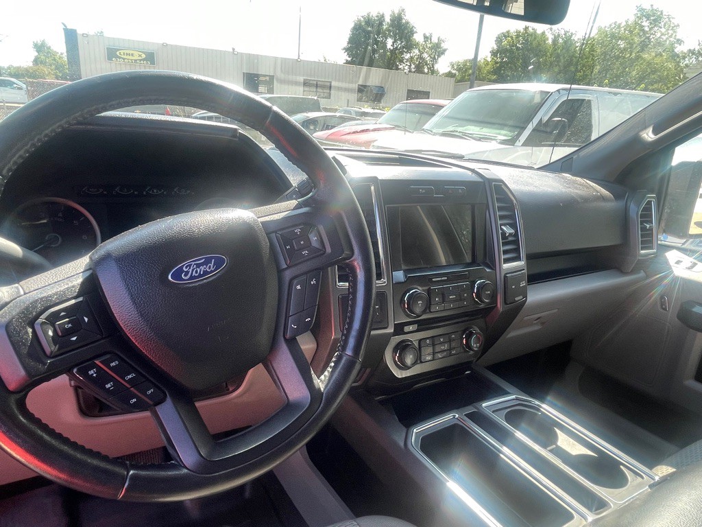 2017 Ford F-150 Image 9