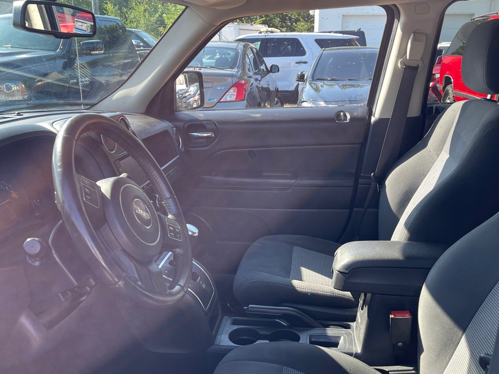2016 Jeep Patriot Image 7