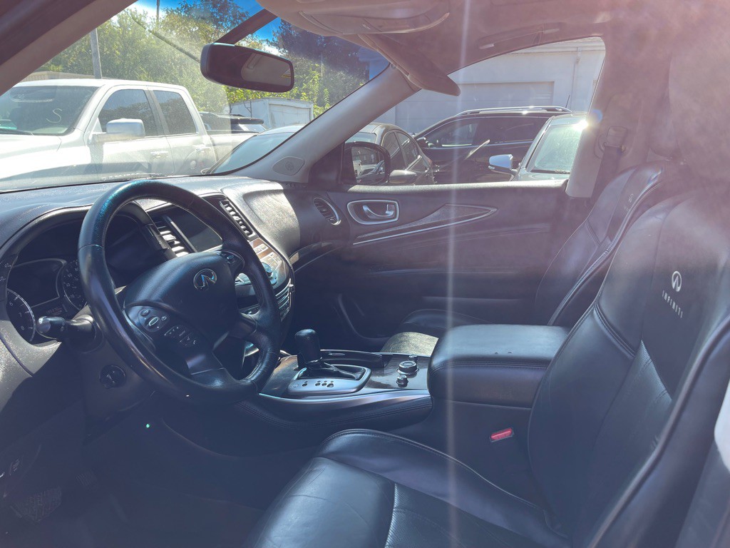2013 INFINITI JX35 Image 6