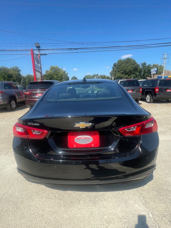 2022 Chevrolet Malibu Image 5