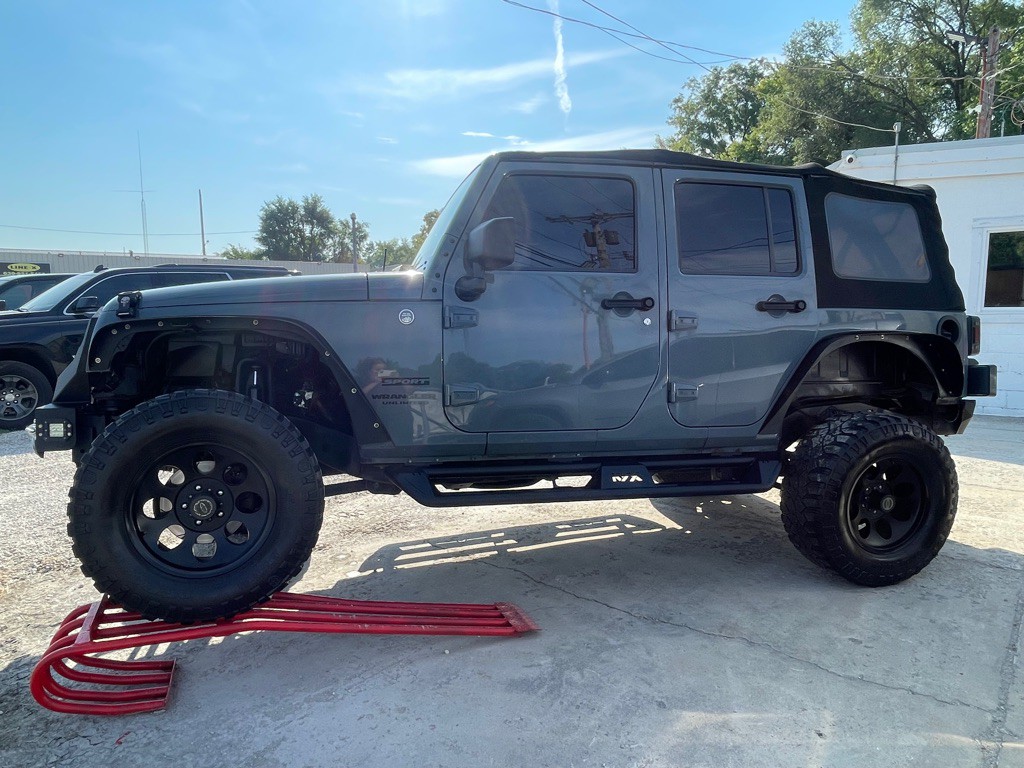 2014 Jeep Wrangler Unlimited Image 3