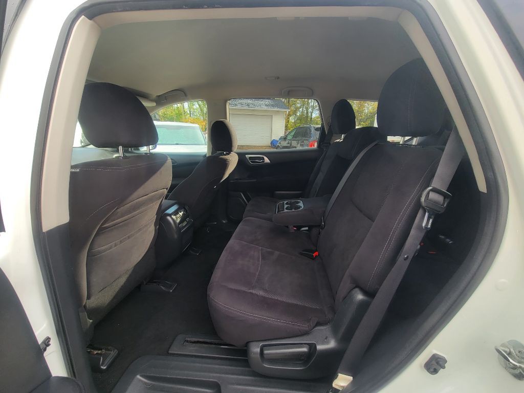 2013 Nissan Pathfinder Image 6