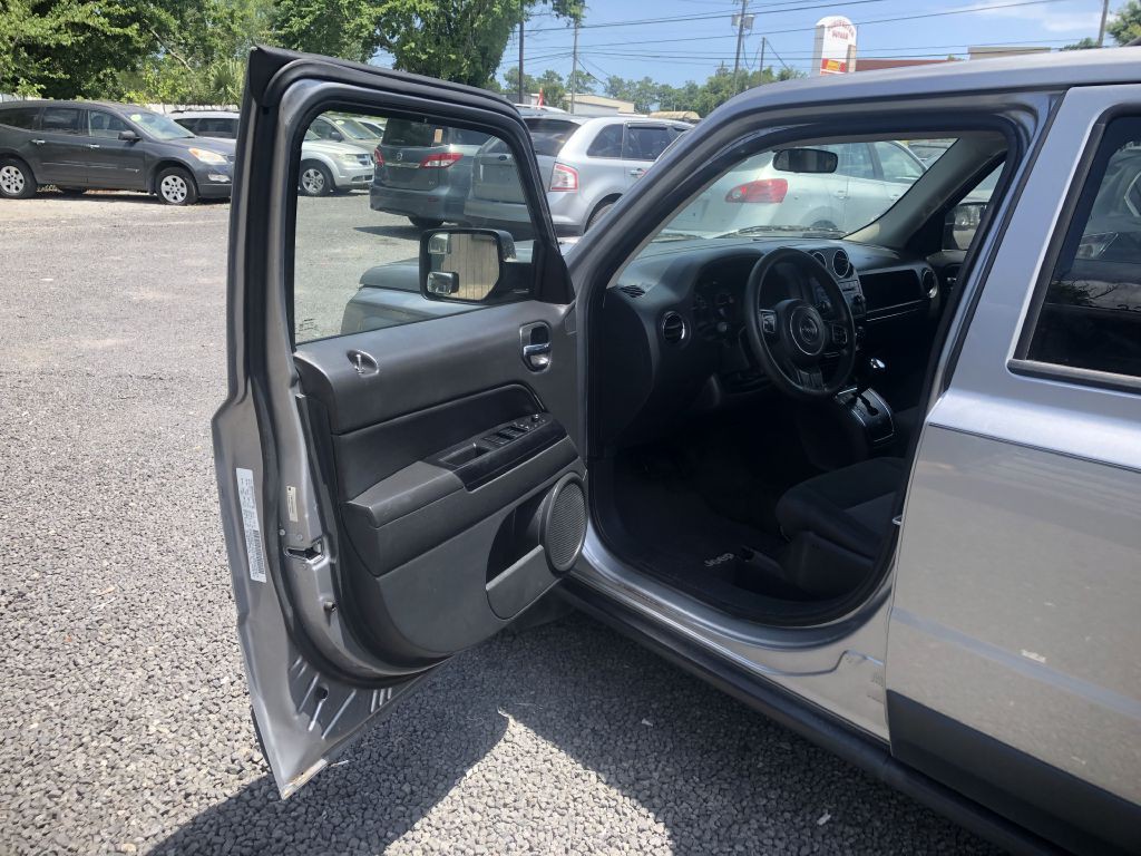 2014 Jeep Patriot Image 9