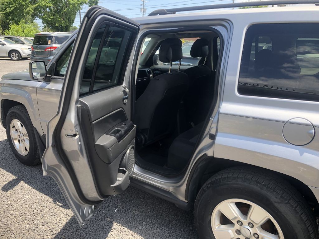 2014 Jeep Patriot Image 10