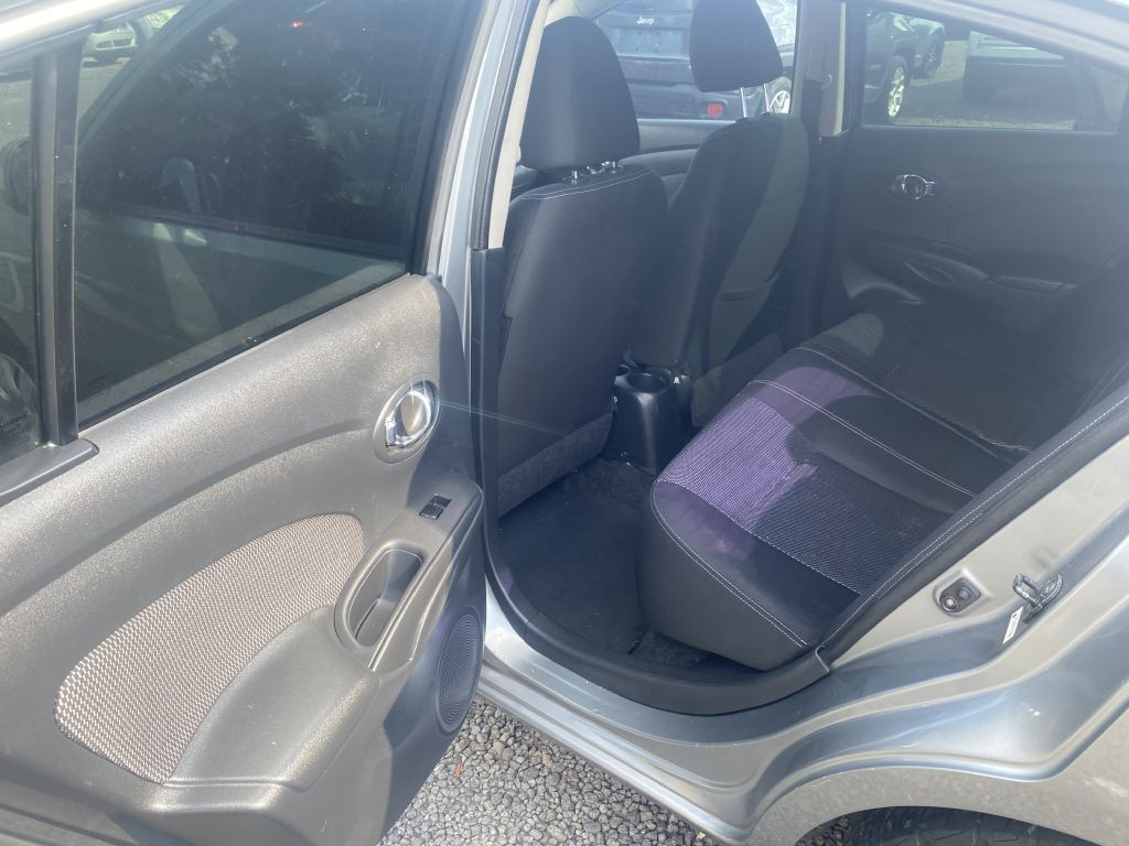 2014 Nissan Versa Image 10