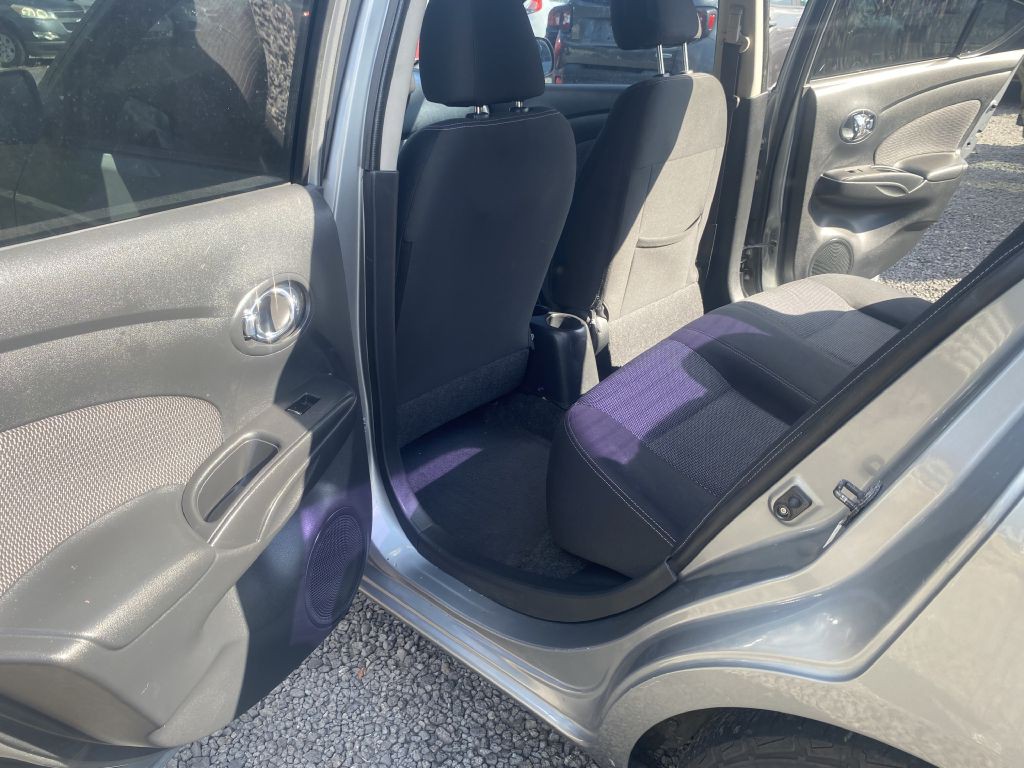 2014 Nissan Versa Image 12