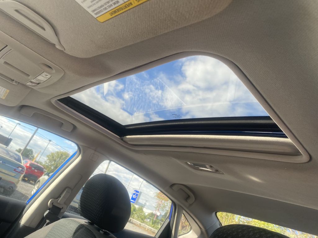 2013 Nissan Sentra Image 14