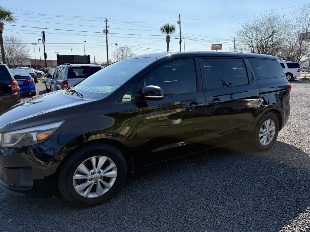 2017 Kia Sedona Image 8