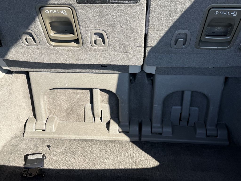 2017 Kia Sedona Image 13