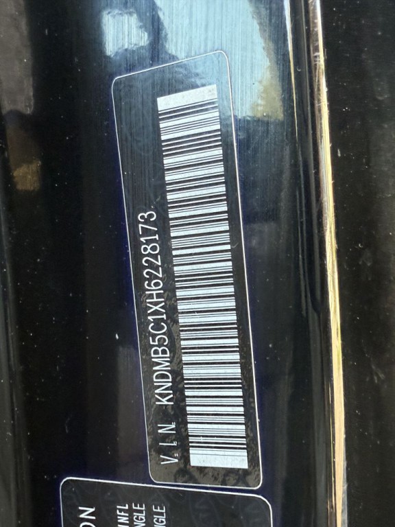 2017 Kia Sedona Image 16