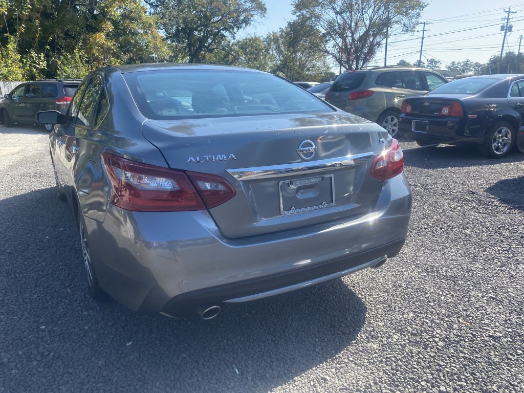2018 Nissan Altima Image 5