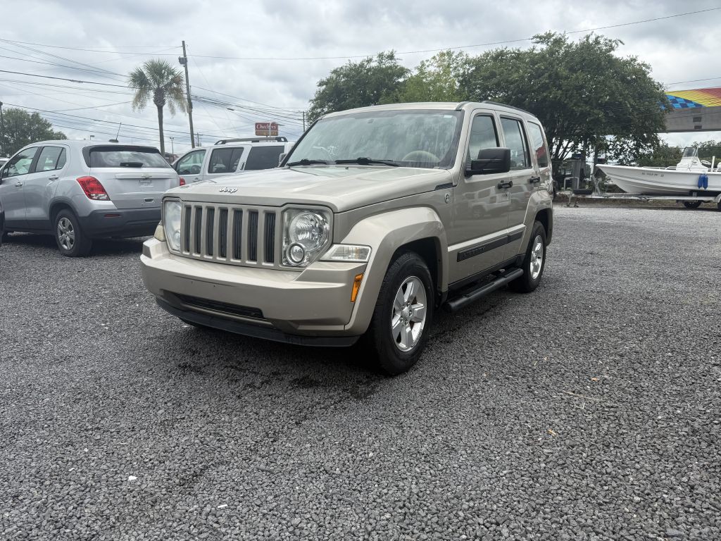 2010 Jeep Liberty Image 1