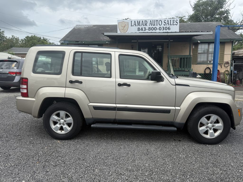 2010 Jeep Liberty Image 4