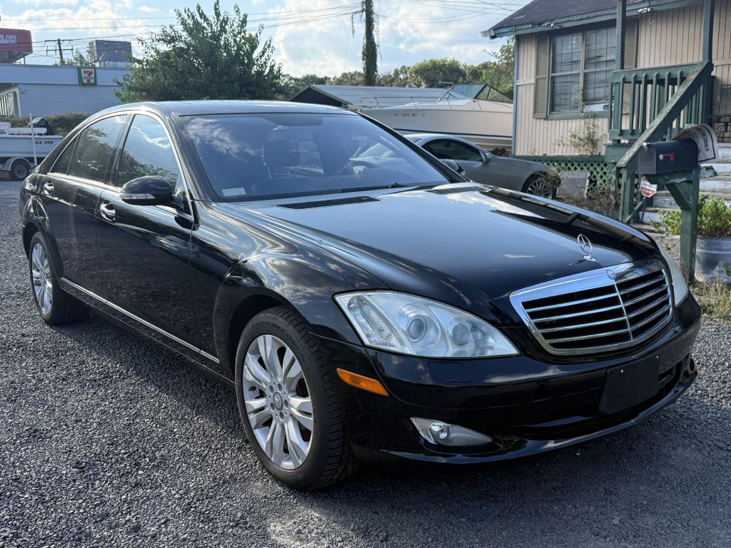 2009 Mercedes-Benz S-Class Image 3