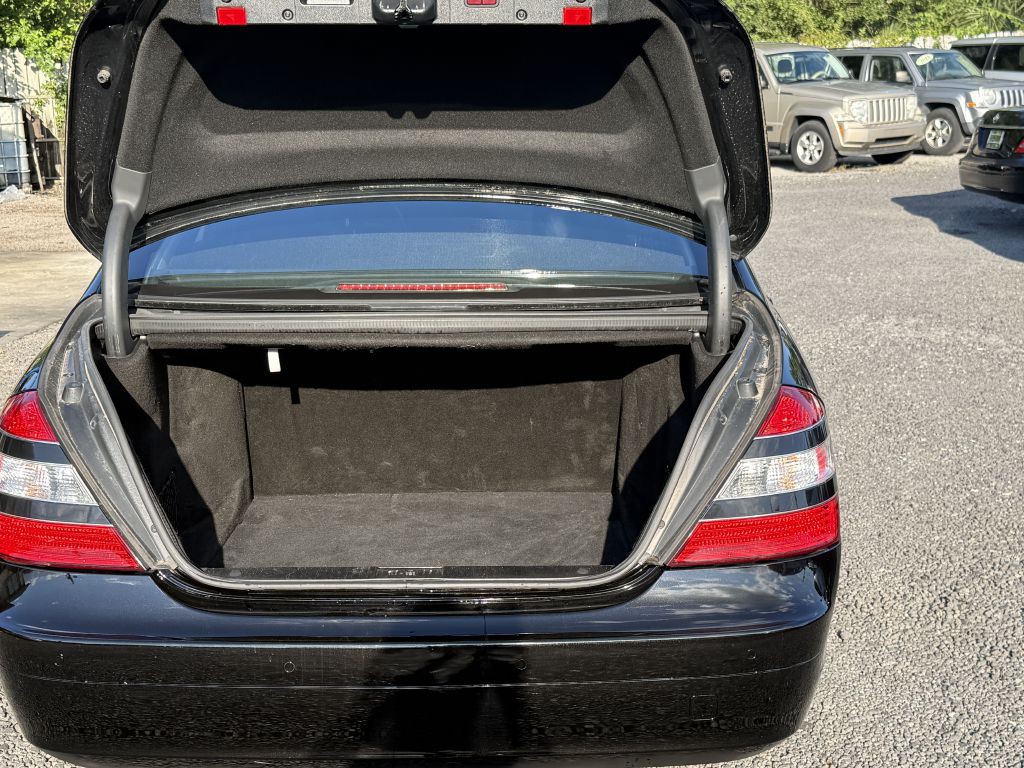 2009 Mercedes-Benz S-Class Image 11
