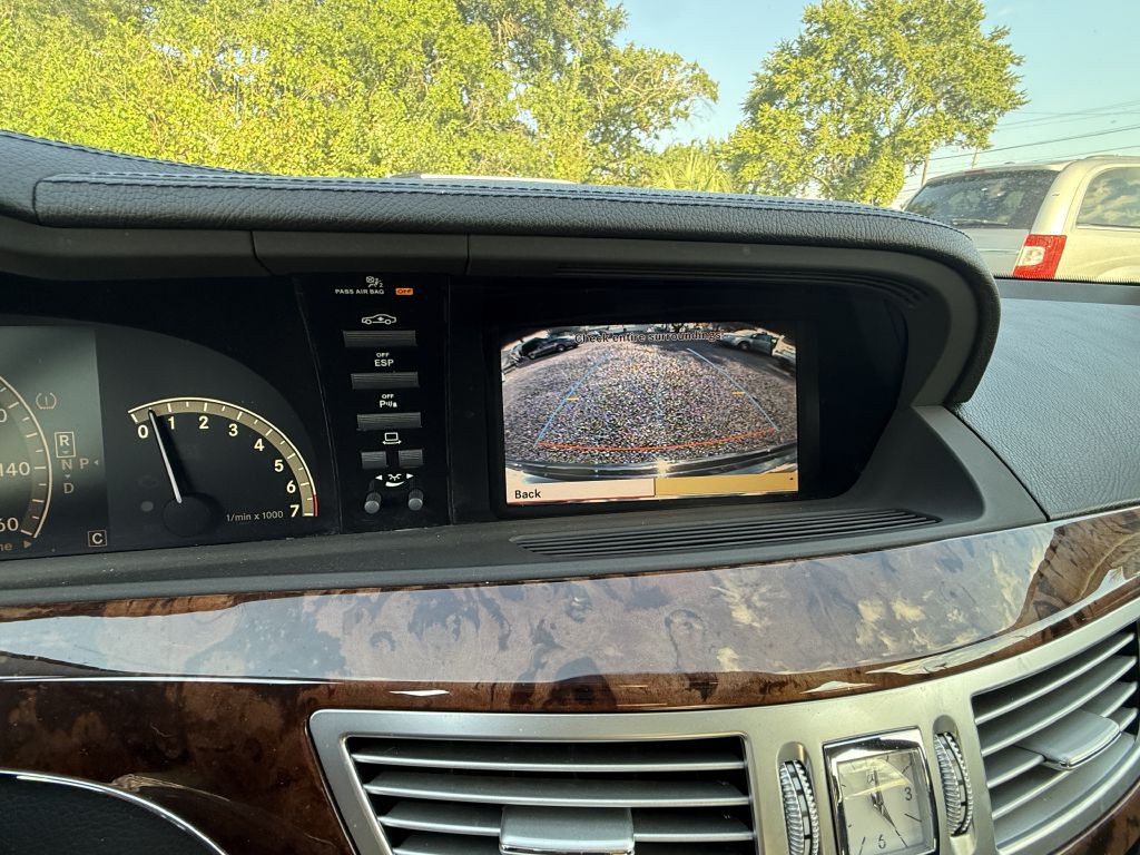 2009 Mercedes-Benz S-Class Image 15