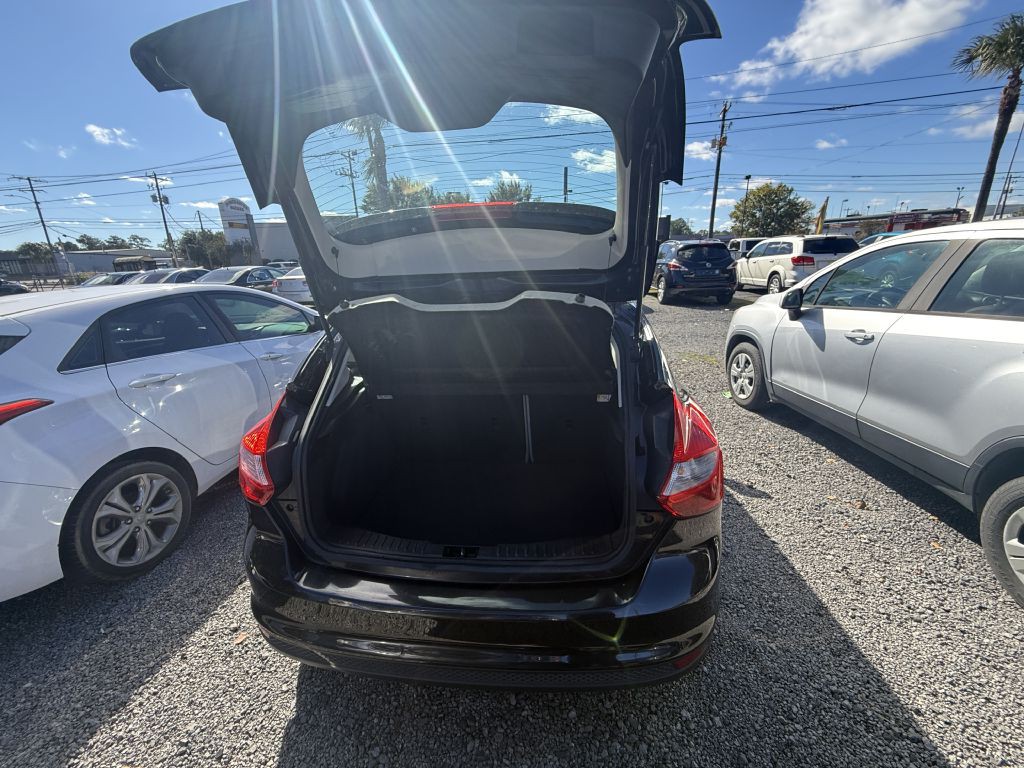 2014 Ford Focus Image 9