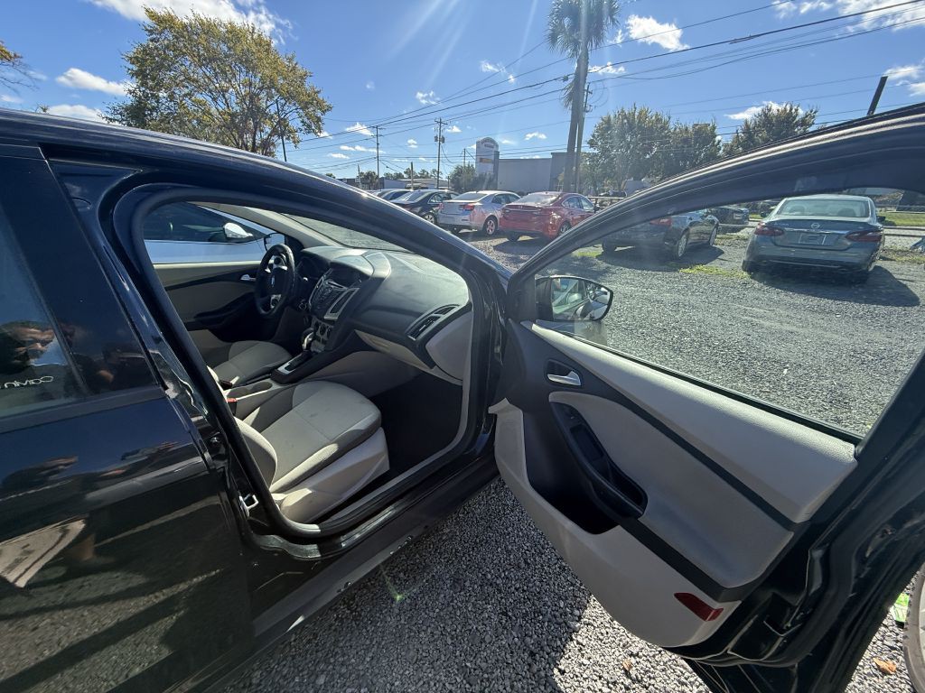 2014 Ford Focus Image 10