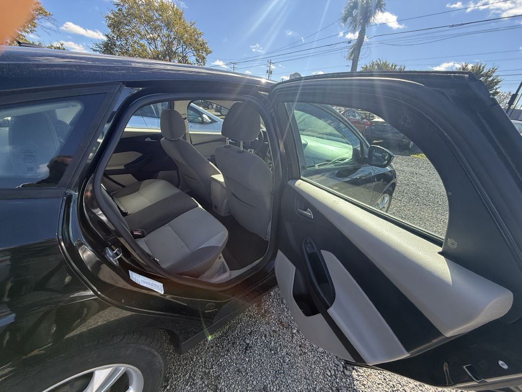 2014 Ford Focus Image 11