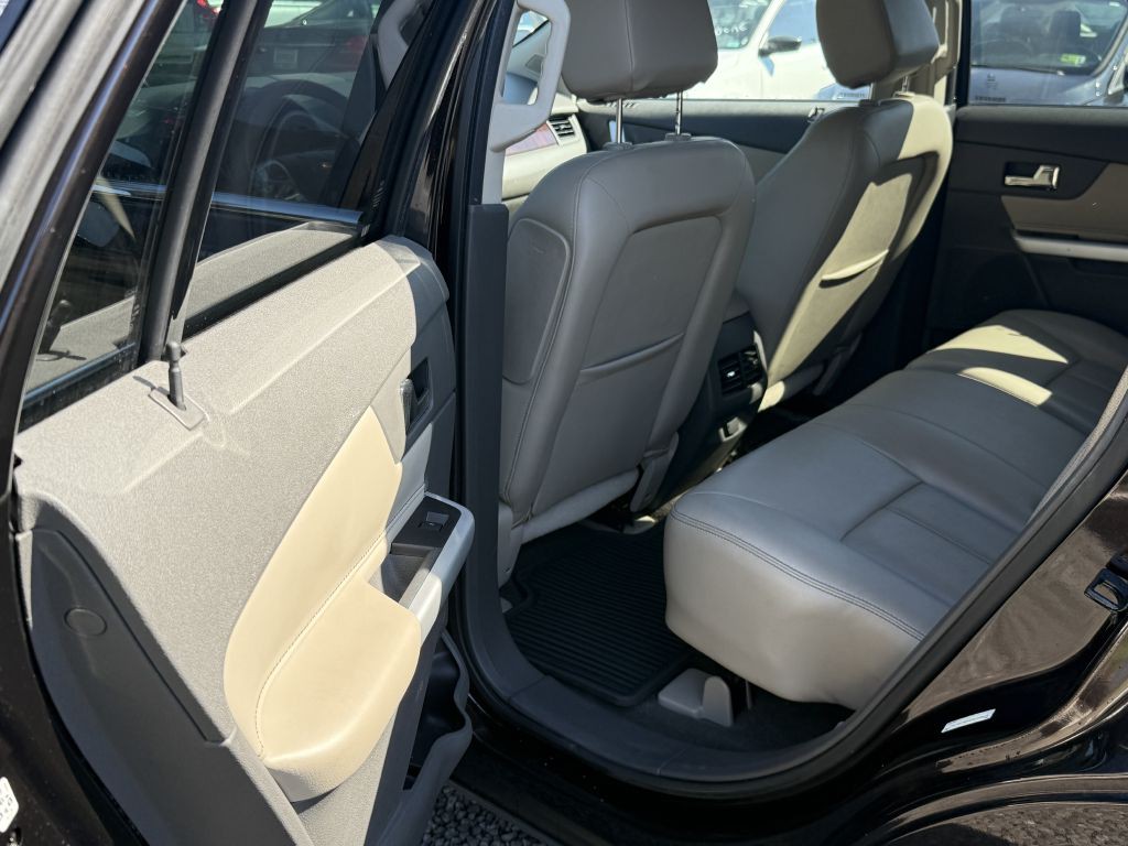 2013 Ford Edge Image 10