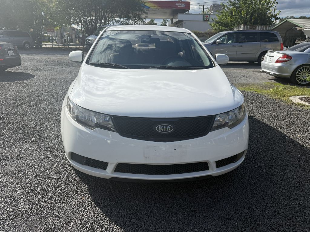 2010 Kia Forte Image 2