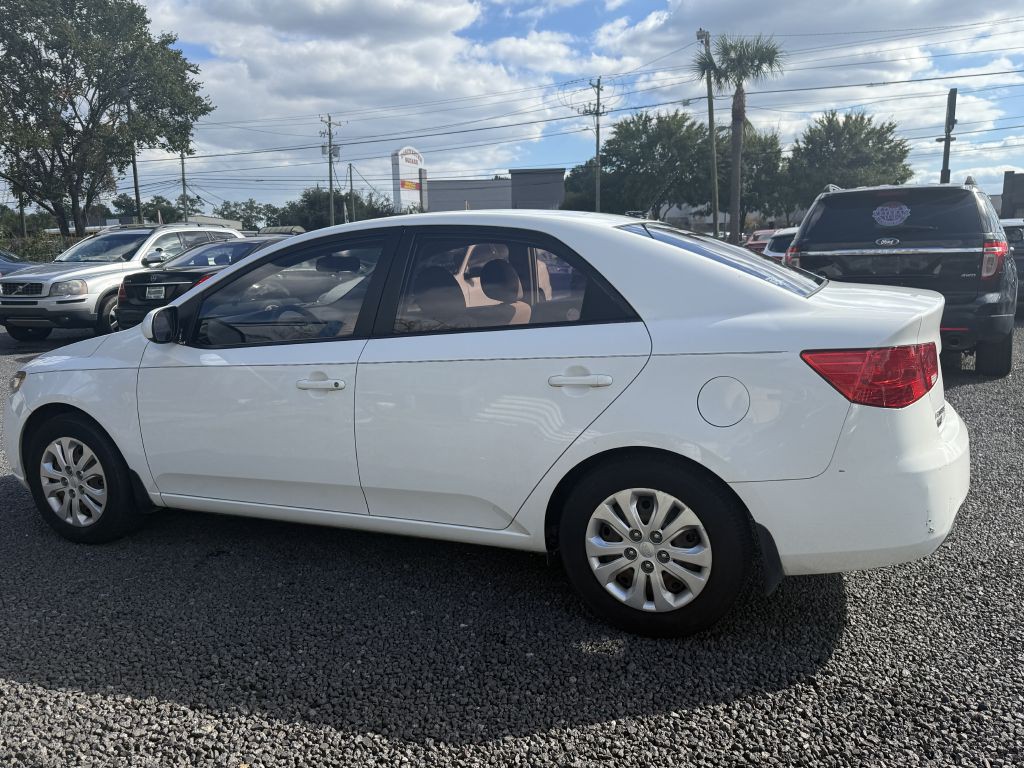 2010 Kia Forte Image 8