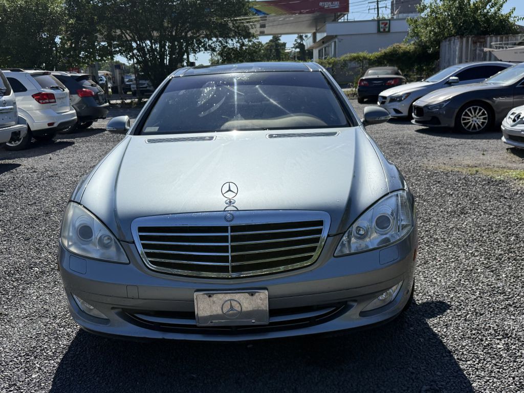2007 Mercedes-Benz S-Class Image 2