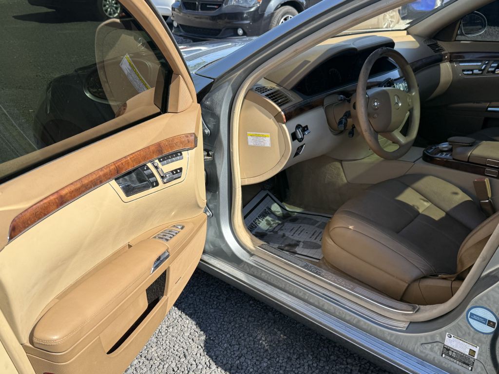 2007 Mercedes-Benz S-Class Image 6