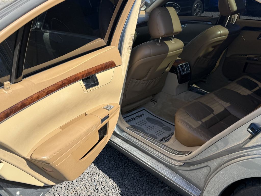 2007 Mercedes-Benz S-Class Image 8