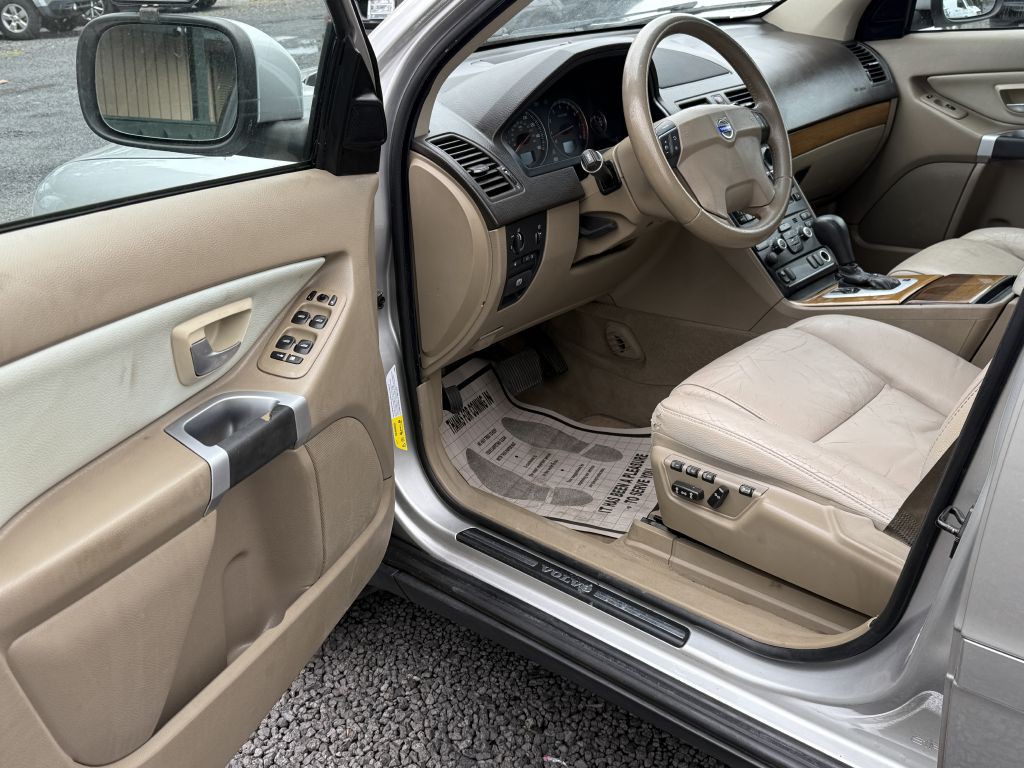 2007 Volvo XC90 Image 8