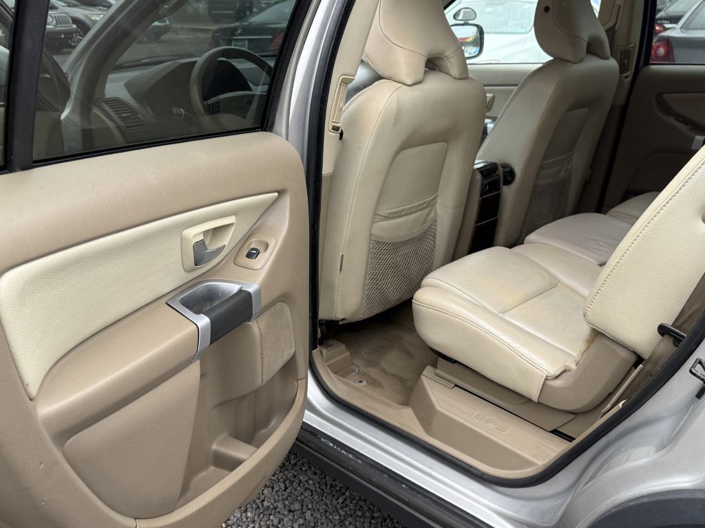 2007 Volvo XC90 Image 9