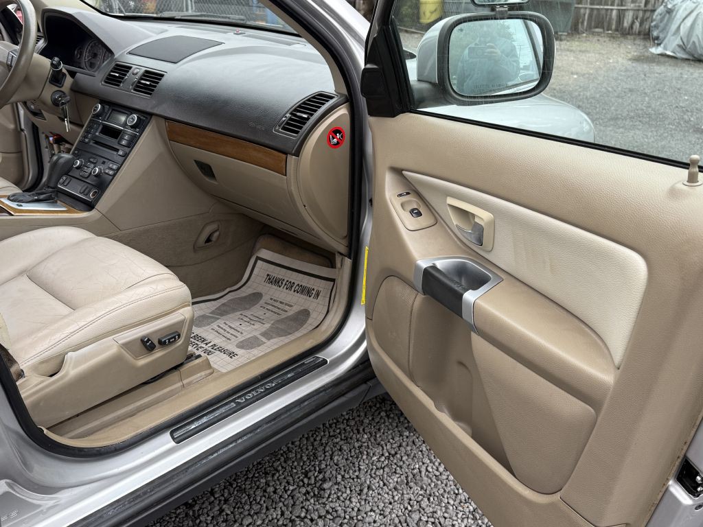 2007 Volvo XC90 Image 12