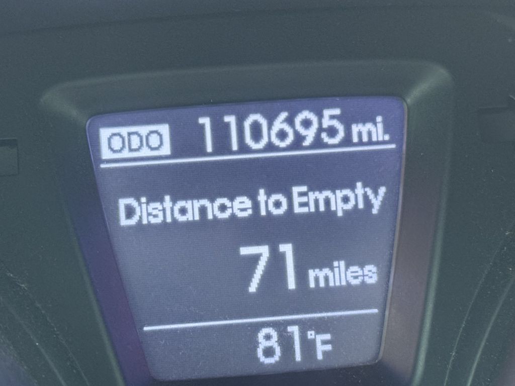 2014 Hyundai Elantra Image 16